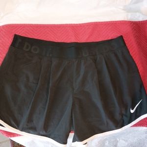 NIKE Womens athletic shorts